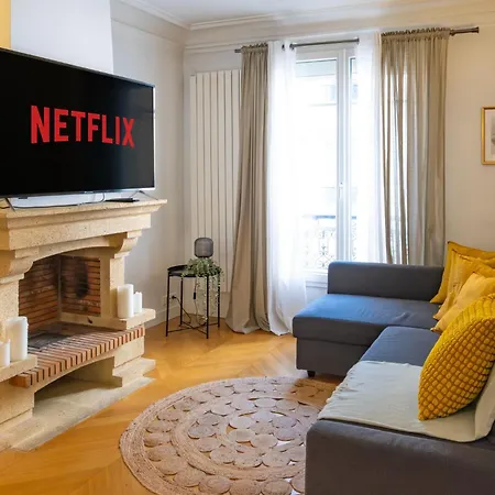 Spacious For 6 People Apartment