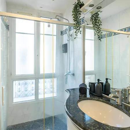 Spacious For 6 People Apartment