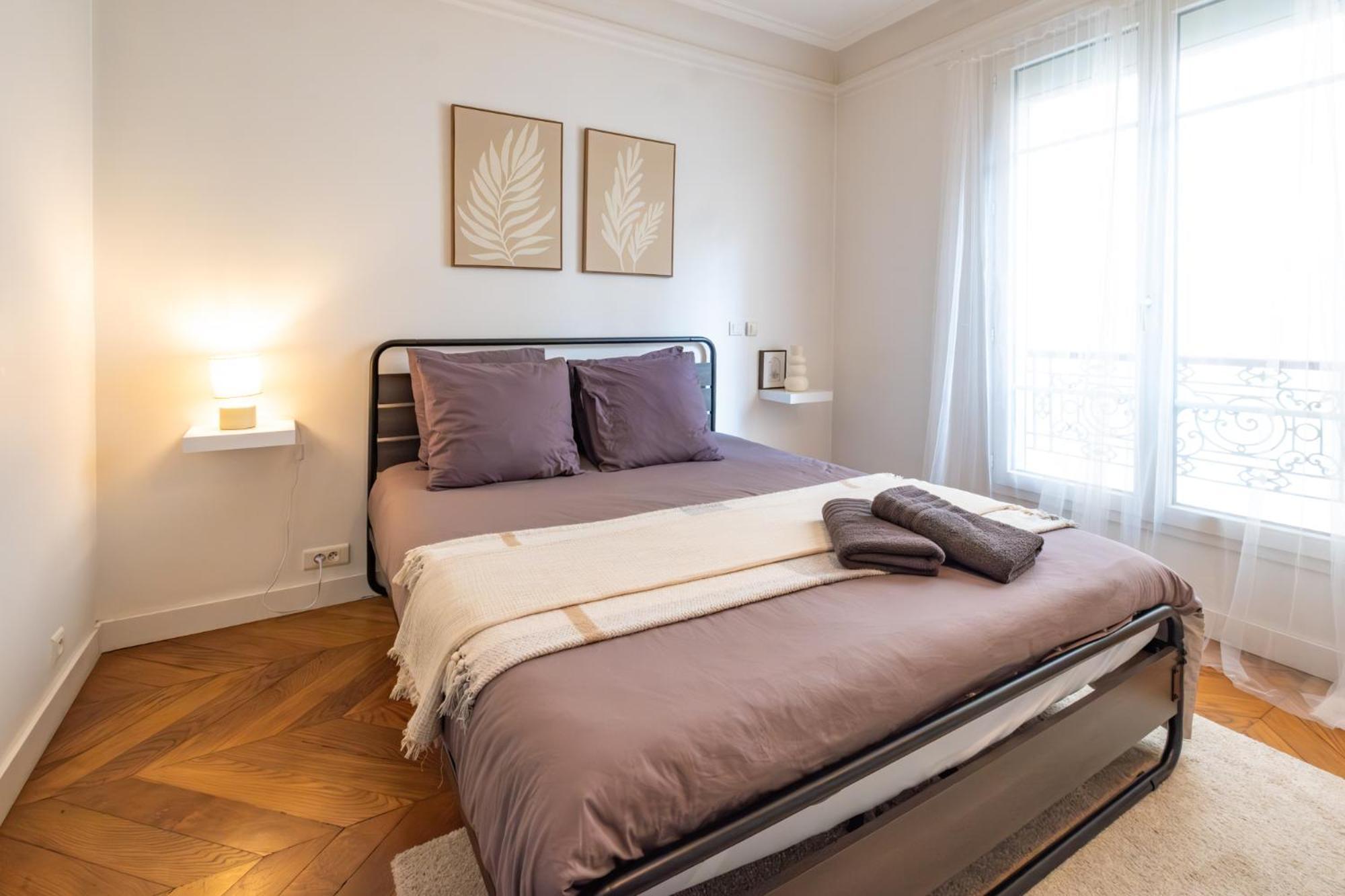 Appartamento Spacious For 6 People Parigi